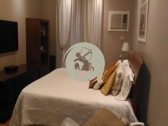 Imagem RICAMENTE DECORADO APARTAMENTO AMPLO, 4 SUITES, 4 VAGAS DEMARCADAS. ESTUDA APARTAMENTO MENOR OU COBE...
