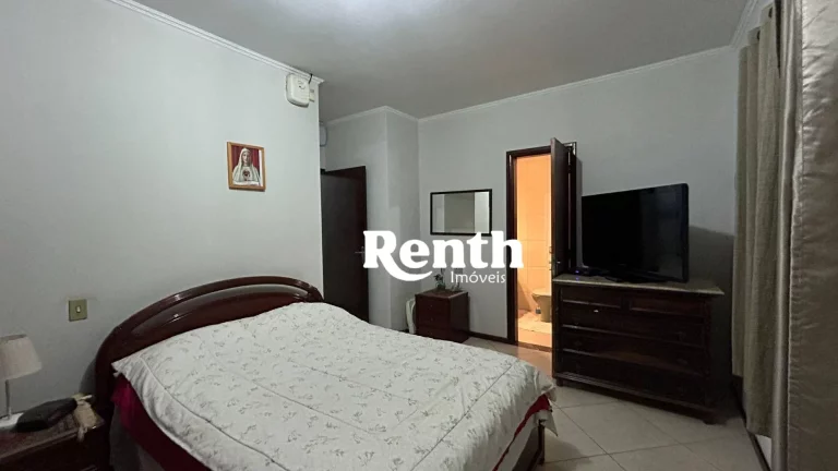Imagem Casa com 3 dormitórios à venda, 205 m² por R$ 690.000,00 - Jardim Primavera - Rio Claro/SP