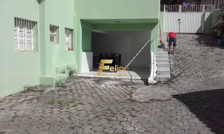 Imagem BELÍSSIMA CASA DE 08 QUARTOS SENDO, 03 SUÍTES, À VENDA NO CENTRO DE GUARAPARI/ES