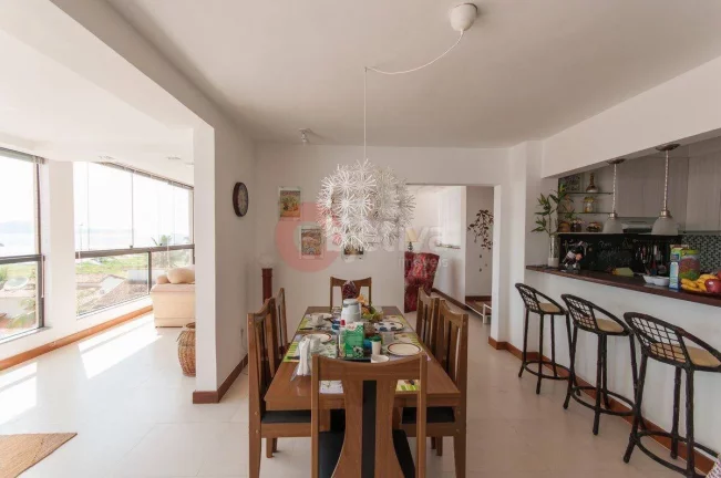 Imagem Cobertura duplex, 3 quartos, vista mar, Praia do forte - Cabo Frio