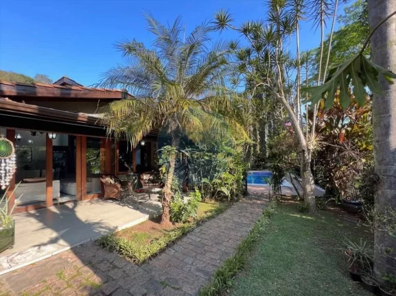 Imagem Casa em Condomínio a Venda no bairro Granja Viana - Carapicuíba, SP