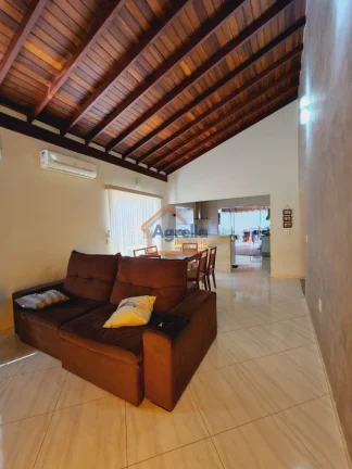 Imagem Casa à venda no bairro JARDIM MURAYAMA III - Mogi Mirim/SP