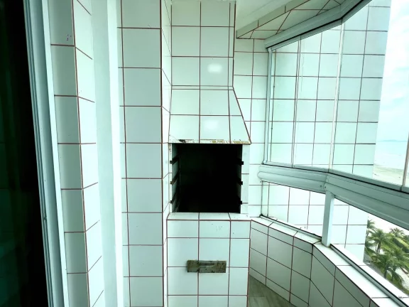 Imagem Maravilhoso apartamento com dois dormitórios Maracanã - Praia Grande - SP