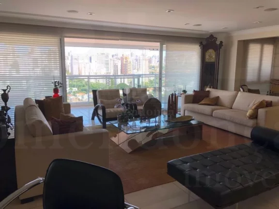 Imagem Cobertura Duplex no Pacaembu com 3 suítes e 6 vagas, 848m²