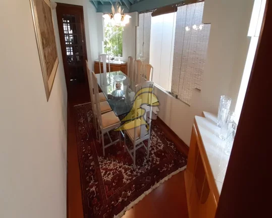 Imagem OPORTUNIDADE NO MORUMBI CASA ESTILO SOBRADO À VENDA 4 SUÍTES 6 SALAS 3 BANHEIROS 455,00 M 5 VAGAS RUA TRANQUILA SEGURA ABAIXO DA AVALIAÇÃO DE MERCADO