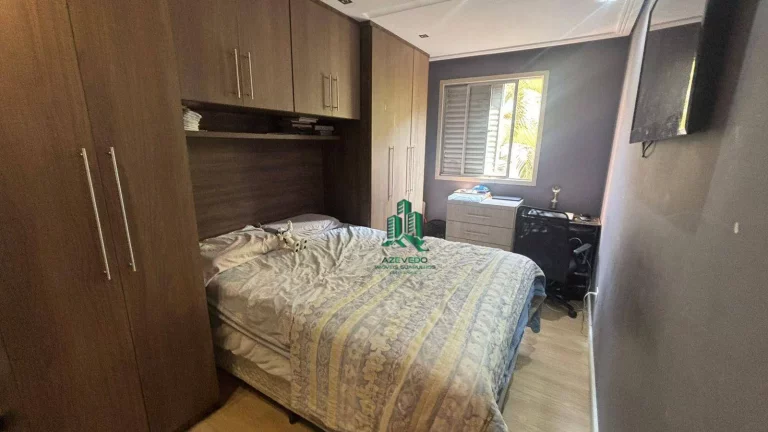 Imagem Apartamento com 2 dormitórios à venda, 52 m² por R$ 290.000,00 - São João - Guarulhos/SP