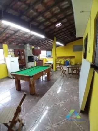 Imagem SANTO ANDRÉ Casa com 2 dormitórios, espaço gourmet com churrasqueira, 1 vaga de carro e 1 vaga de moto ótima localização e valor !!!