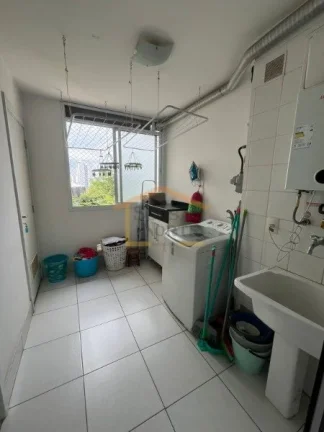 Imagem Apartamento 3 dormitórios, sendo 1 suite, sala 2 ambientes, varanda, sol da manhã, cozinha planeja...