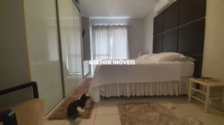 Imagem Apartamento Mobiliado à Venda com 02 Dormitórios sendo 01 Suíte, Sacada com Churrasqueira Localizado na Quadra Mar em Balneário Camboriú - SC