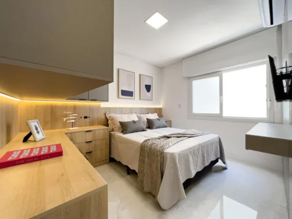 Imagem Casa em Condominio 4 Dormitórios - Bairro Centro