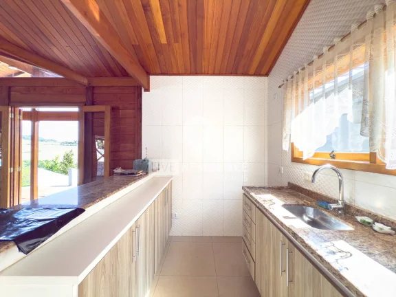 Imagem casa em condomínio com piscina Itatiba