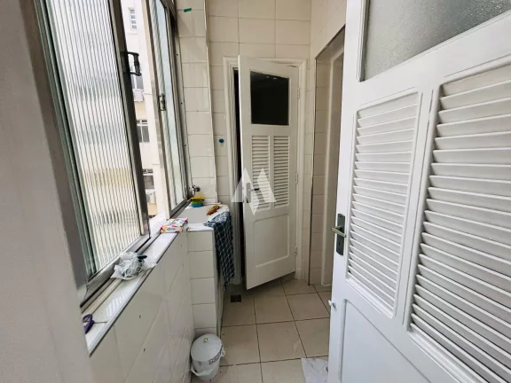 Imagem Apartamento para locação quadra da praia em Santos