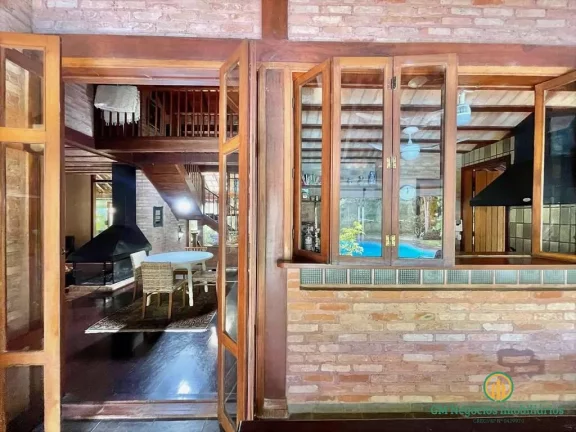 Imagem Casa com Terreno 3.300 m² - Rústica 3d/1ste + edícula. Arq. Pepe Asbun!