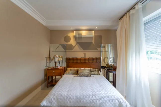 Imagem Apartamento à Venda em prédio charmoso de Higienópolis, 3 dormitórios (1 suíte) e 1 vaga.