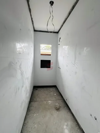 Imagem CASA com 3 dormitórios à venda com 92.2m² por R$ 740.000,00 no bairro BONECA DO IGUACU - SÃO JOSÉ DOS PINHAIS / PR