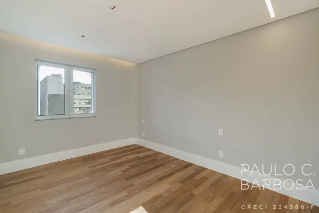 Imagem Jardim América Venda - 3 Suítes - 3 Vagas - 270m² - Reformado