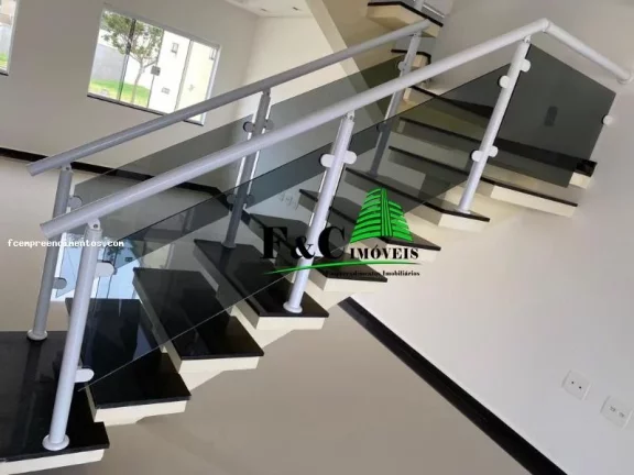 Imagem Casa em Condomínio para Venda em Limeira, Vale das Oliveiras, 3 dormitórios, 1 suíte, 3 banheiros, 4 vagas