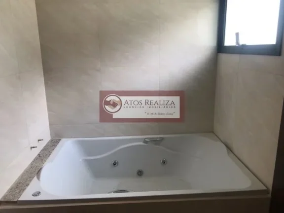 Imagem Compre Casa térrea em Cond. Fechado em Tijuco Preto - Cotia