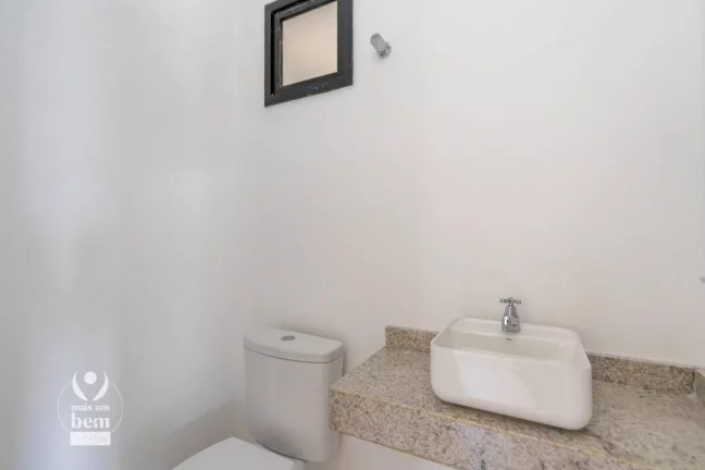 Imagem Excelente sobrado com 3 quartos (1 suíte) à venda por R$ 680.000 - Bairro Alto - Curitiba/PR