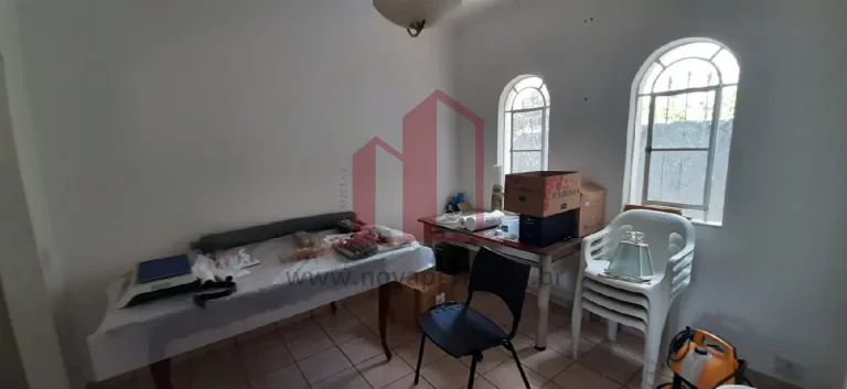 Imagem Chácara à venda em Franco da Rocha-SP, bairro Chácaras Maristela: 3 quartos, 1 suíte, 2 salas, 2 banheiros, 4 vagas de garagem, 300m².