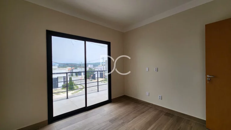 Imagem Condomínio Terras de São Francisco - Venda Sobrado AC 168 m² | AT 194,62 m² | 3 Dorm | 1 Suíte | 3 Ban | 2 Vagas