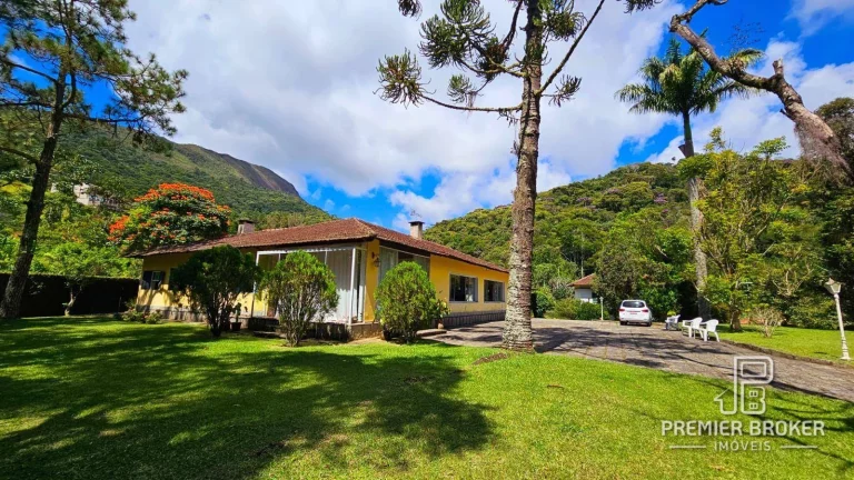 Sítio à venda, 5000 m² por R$ 2.200.000,00 - Albuquerque - Teresópolis/RJ