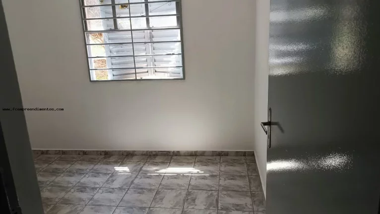 Imagem Apartamento para Venda em Limeira, Jardim Olga Veroni, 2 dormitórios, 1 banheiro, 1 vaga