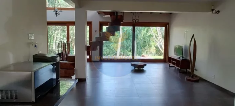 Imagem Casa em Condomínio a Venda no bairro Granja Viana - Jandira, SP