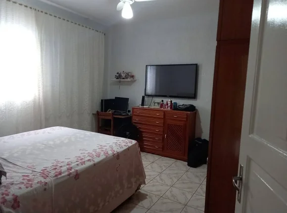 Imagem Casa Térrea de 3 Dormitórios na Vila Carrão