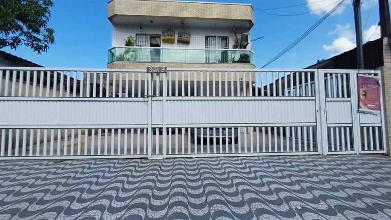 Imagem CASA COM 49 m² - JARDIM TREVO - PRAIA GRANDE SP