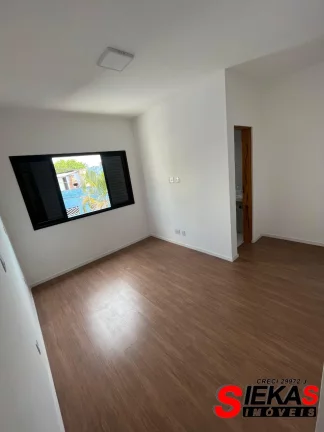 Imagem Imperdível! Casa à venda na Vila Carrão, São Paulo-SP, com 3 quartos, 2 suítes, 3 banheiros, 2 vagas de garagem e 110m².