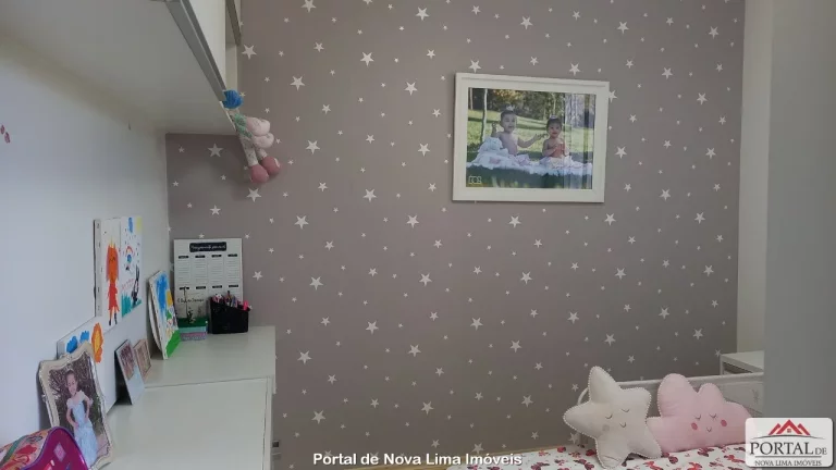 Imagem Casa a venda em Nova Lima, prontinha para você! Uma Casa dos Sonhos Espera por Você no Condomínio Village Royale!
