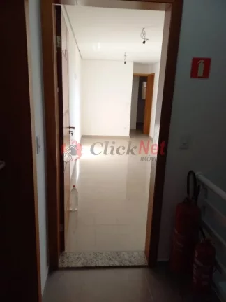 Imagem Ótima Cobertura em Prédio Sem Condomínio à Venda no bairro Vila Vitória em Santo André