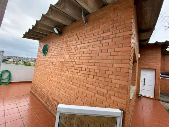 Imagem Casa com 2 dormitórios à venda, 91 m² por R$ 690.000,00 - Vila Tanquinho - Ferraz de Vasconcelos/SP