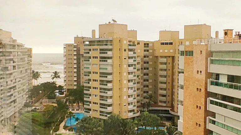 Imagem Apartamento à venda Riviera módulo 8 com lazer top da Riviera e vista mar.