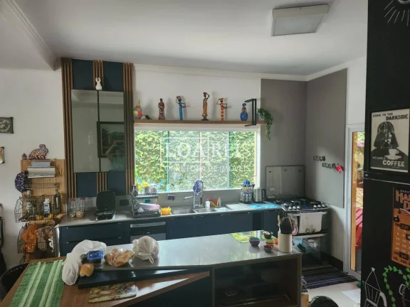 Imagem Vale dos Lagos | 3 Dormitórios (Suíte/Americanos) | 4 Vagas | 1.400 m²