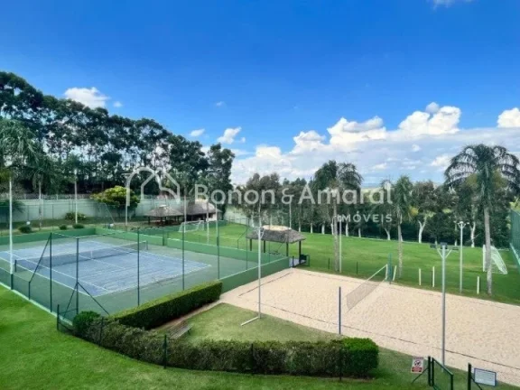 Imagem Em um terreno de 1.909m² e com 750m² de construção, esta imponente propriedade oferece conforto ...