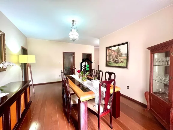 Imagem Casa Espetacular à Venda no B. Sobradinho, Patos de Minas!