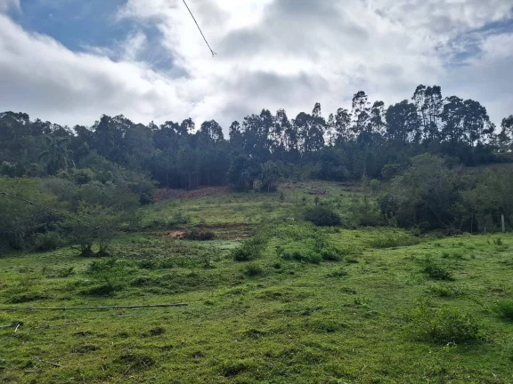 Imagem Sitio à venda, com 1.6 hectares, córrego natural, no Espigão, Viamão/RS