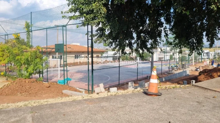 Imagem Oportunidade de negócio, excelente valor de venda e ótimo custo benefício !!

 Lote com 250 m² n...