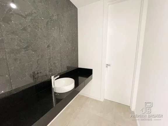 Imagem Casa à venda, 330 m² por R$ 4.900.000,00 - Várzea - Teresópolis/RJ