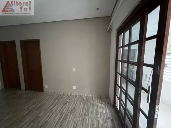 Imagem CASA RESIDENCIAL em PRAIA GRANDE - SP, GUILHERMINA