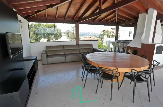 Imagem CASA A VENDA EM ESCARPAS DO LAGO CAPITÓLIO/MG