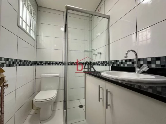 Imagem Casa à venda com 3 suites na Vila Sonia - Jardim Jussara.
