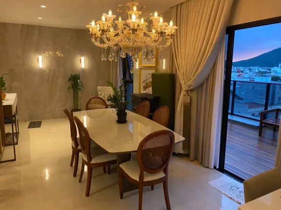 Imagem Apartamento Diferenciado com 4 dormitórios à venda no Centro de Balneário Cambor