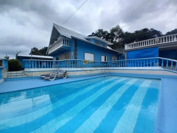 Imagem Casa para Venda em Teresópolis / RJ no bairro Fazendinha