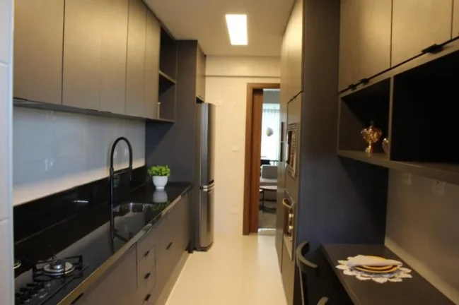 Imagem Apartamento decorado e mobiliado para Locação na Santa Monica com 3 suites