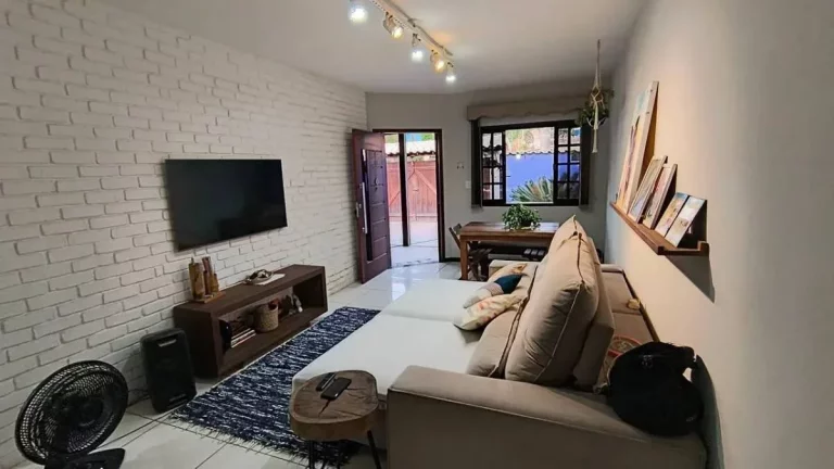 Imagem Casa à venda em Maricá, Cajueiros (Itaipuaçu), com 2 quartos, 130m2