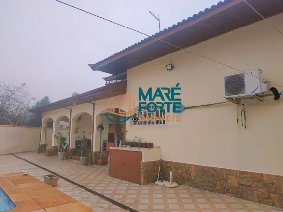 Imagem ((OPORTUNIDADE)) *LINDA CASA COM 05 DORMITORIOS EM TAUBATÉ* - ACEITA PERMUTA POR IMÓVEL EM UBATUBA.