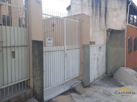 Imagem Casa em avenida movimentada com 3 casas independentes e 1 salão comercial com 324 M² POR R$ 1.300.000,00 - VILA PROGRESSO - JUNDIAÍ/SP